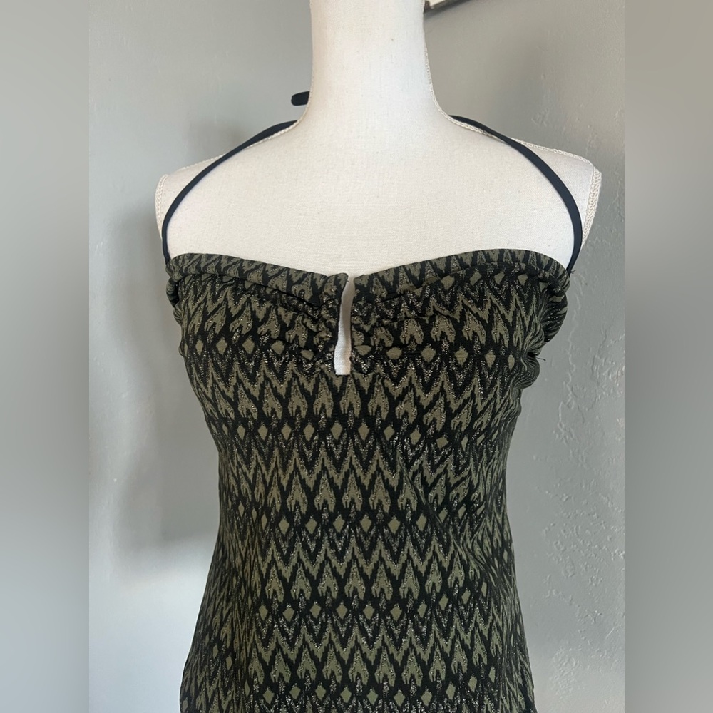SHOSHANNA Swimsuit
One Piece Size 12 - Picture 2 of 9